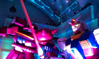 ガンダムとザク.jpg